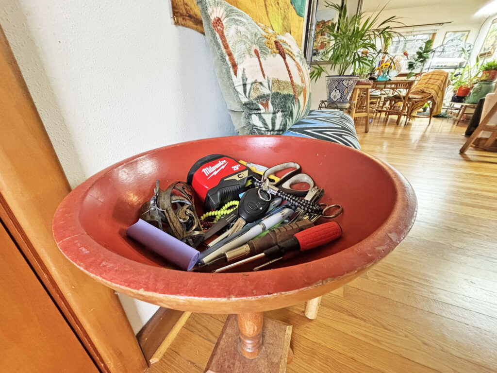 my essential items key bowl